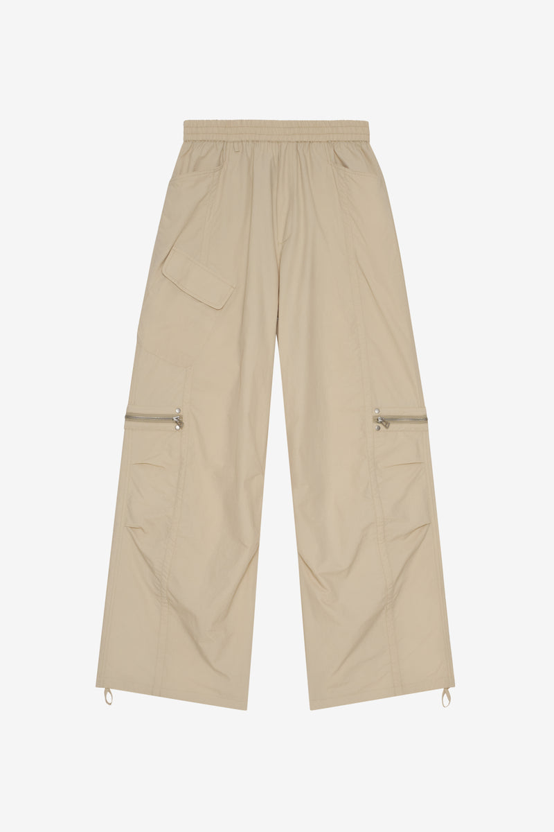 ETUDES STUDIO CARGO PANTS CREAM 1 ETUDES STUDIO CARGO PANTS CREAM 1
