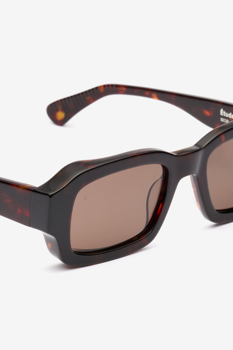 ETUDES STUDIO NEVER SLEEP EYEWEAR TORTOISE 3 ETUDES STUDIO NEVER SLEEP EYEWEAR TORTOISE 3